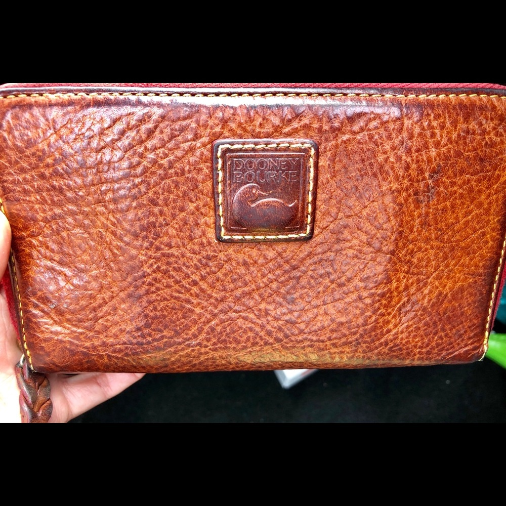 Dooney bourke Florentine wallet gorgeous patina